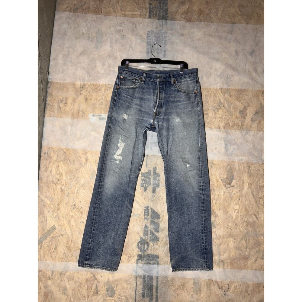 Vintage Levis 501 35x34 Stright Cut Blue Wash Distressed Y2K 90s Jeans